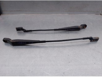 Recambio de brazo limpia delantero derecho para skoda fabia (5j2 ) 1.2 12v referencia OEM IAM 5J1955410B 5J1955409B 