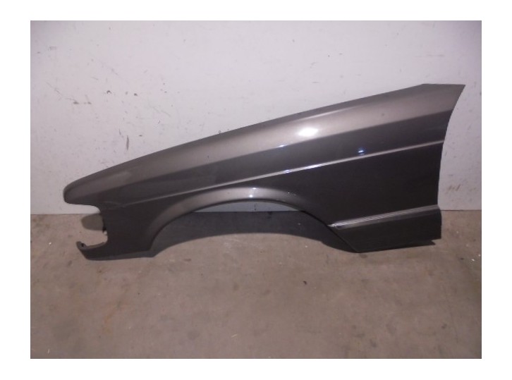 Recambio de aleta delantera izquierda para mercedes-benz clase s (w126) berlina+coupe sel 500 referencia OEM IAM A1268812301 GRI