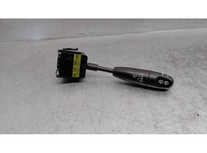 Recambio de mando limpia para daewoo kalos 1.2 cat referencia OEM IAM 96540686 5203301000 