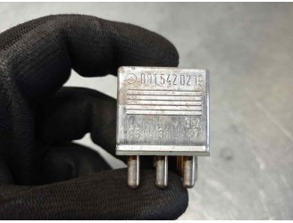 Recambio de rele para mercedes-benz clase s (w126) berlina+coupe sel 500 referencia OEM IAM 0015420219  