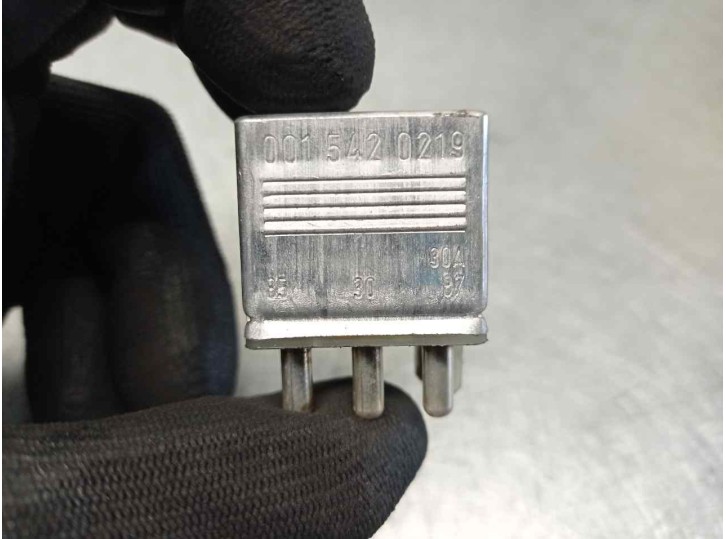 Recambio de rele para mercedes-benz clase s (w126) berlina+coupe sel 500 referencia OEM IAM 0015420219  