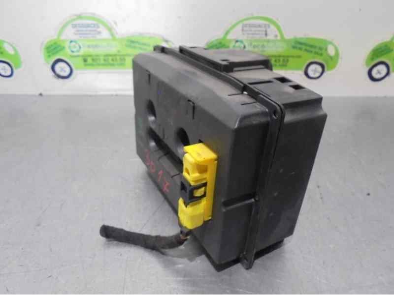 Recambio de pantalla multifuncion para opel zafira a 1.6 16v referencia OEM IAM 5WK70050 5WK70050 SIEMENS