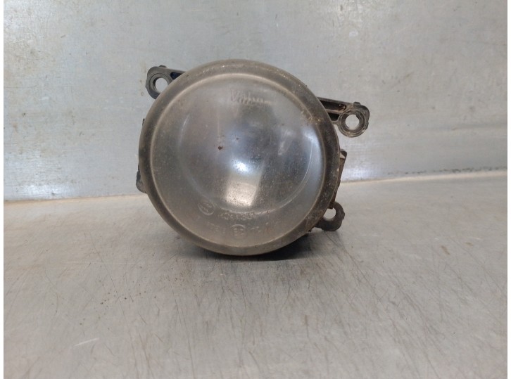 Recambio de faro antiniebla izquierdo para dacia sandero 1.5 dci diesel cat referencia OEM IAM 820007400B 89202503 VALEO