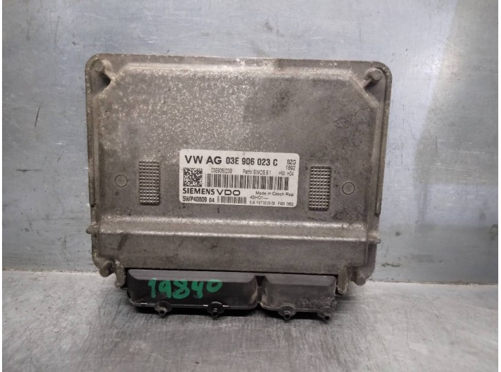 Recambio de centralita motor uce para skoda fabia (5j2 ) 1.2 12v referencia OEM IAM 03E906023C 03E906023B SIEMENS