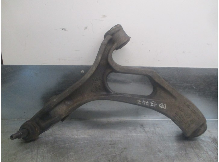 Front right lower suspension arm replacement part for Porsche Cayenne (Typ 9PA) S OEM IAM reference 7L0407154A TRW