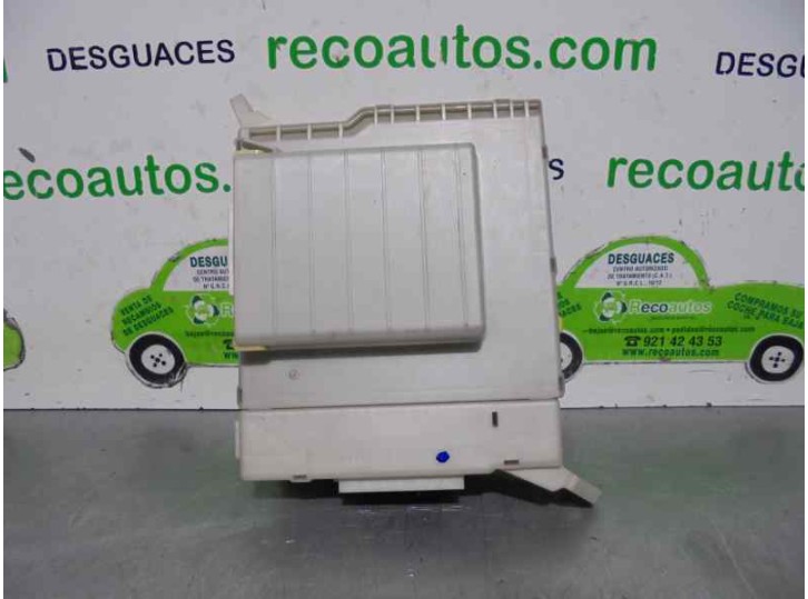 Recambio de caja reles / fusibles para lexus gs (gs/us/ws19) 3.0 v6 24v cat referencia OEM IAM 8273030A61 