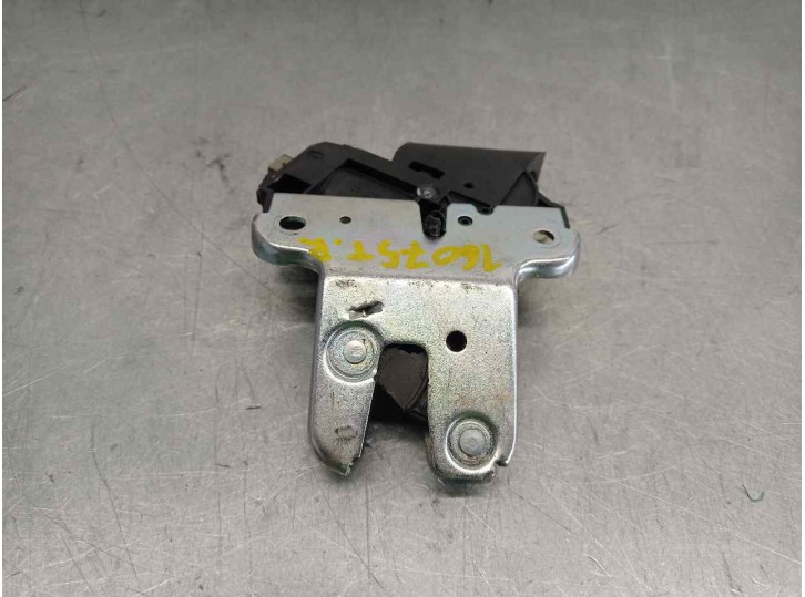 Recambio de cerradura maletero / porton para audi a6 berlina (4f2) 2.4 referencia OEM IAM 4F5827505D 3 PINES 4 PUERTAS