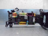 Recambio de caja reles / fusibles para mercedes-benz clase cla (w117) 2.0 cat referencia OEM IAM A2465400040 