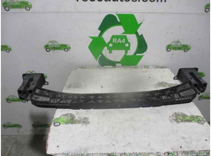 Recambio de refuerzo paragolpes delantero para peugeot 308 premium referencia OEM IAM DE PLASTICO 