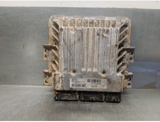 Recambio de centralita motor uce para renault megane iii coupe 1.5 dci diesel fap referencia OEM IAM 237102426R S180153104A CONT