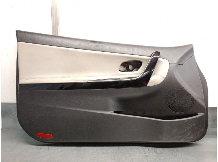 Recambio de guarnecido puerta delantera izquierda para kia cee´d (jd) 1.6 crdi 136 referencia OEM IAM 82330A2710 82307A2740DEK 