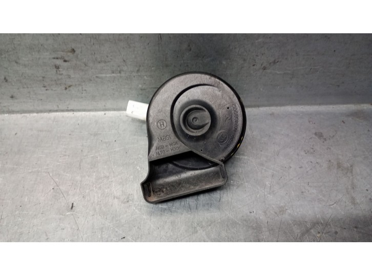 Recambio de claxon para citroën ds3 1.2 12v e-thp referencia OEM IAM 9816381880 9816381880 
