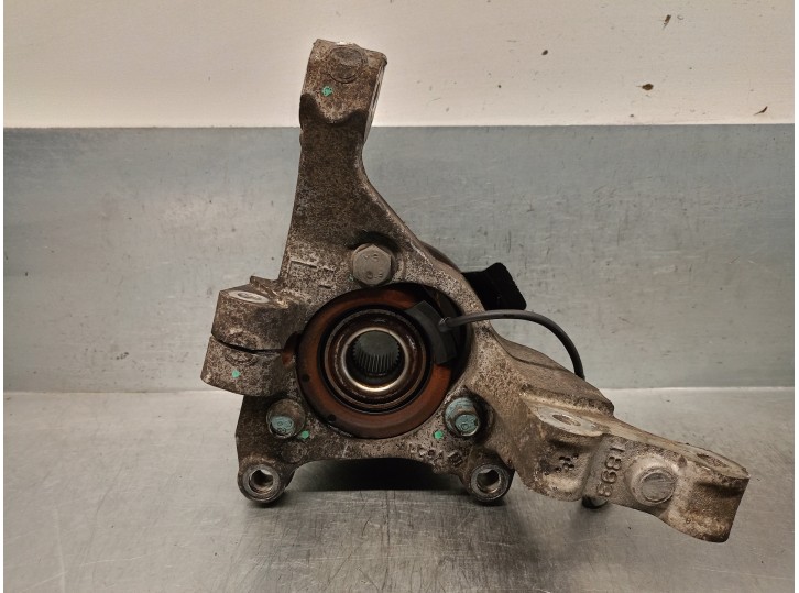 Recambio de mangueta delantera izquierda para chevrolet hhr 2.4 16v referencia OEM IAM 19303851  