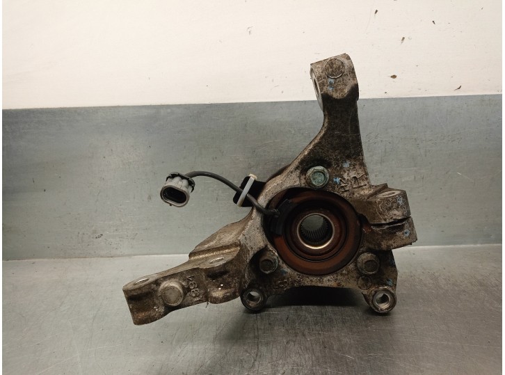 Recambio de mangueta delantera derecha para chevrolet hhr 2.4 16v referencia OEM IAM 19303852  