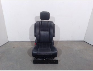 Recambio de asientos trasero izquierdo para lancia voyager monospace (404_) 2.8 crd (rt, 53) referencia OEM IAM K68102122AA K681