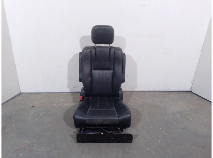 Recambio de asientos trasero izquierdo para lancia voyager monospace (404_) 2.8 crd (rt, 53) referencia OEM IAM K68102122AA K681