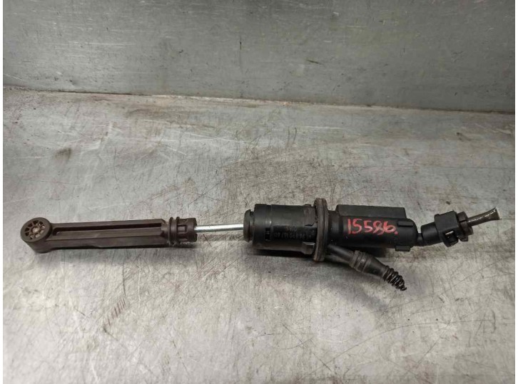 Recambio de bomba embrague para peugeot partner kombi outdoor referencia OEM IAM 9689016780  
