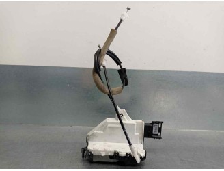 RIGHT FRONT DOOR LOCK PSA828405 6 PINS 5 DOORS