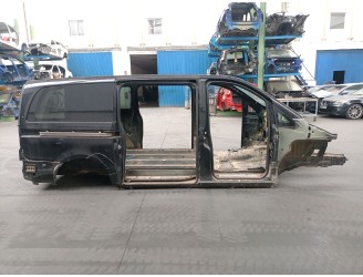 Recambio de aleta trasera derecha para mercedes-benz clase v (w447) v 250 cdi / d (447.811, 447.813, 447.815) referencia OEM IAM