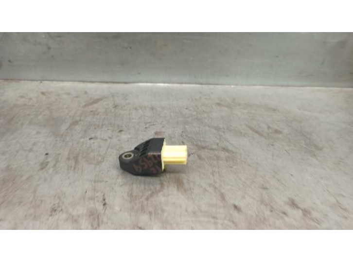 Recambio de sensor airbag para toyota rav 4 (a3) 2.2 turbodiesel cat referencia OEM IAM 8983133020 