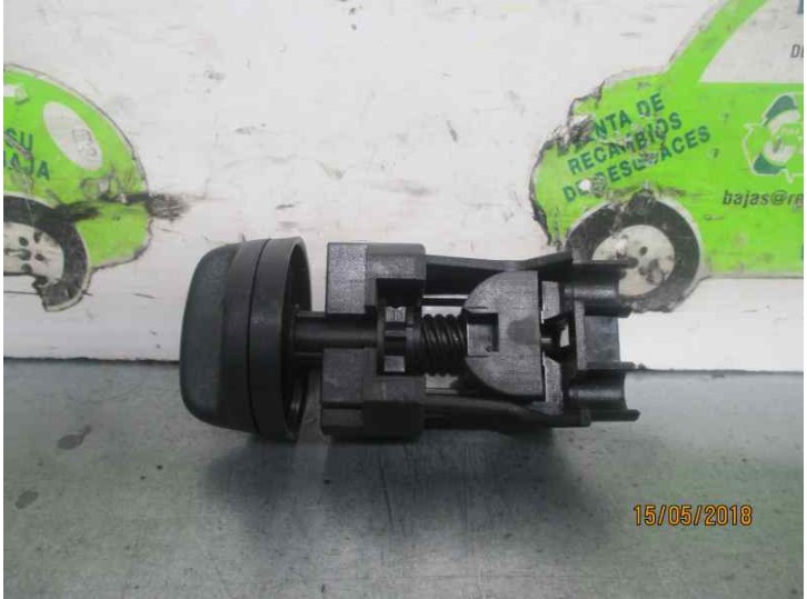 Recambio de botones salpicadero para dacia sandero ii 0.9 tce cat referencia OEM IAM 