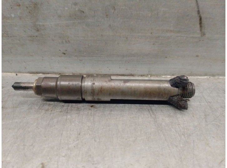 Recambio de inyector para audi a4 b5 (8d2) 1.9 tdi referencia OEM IAM 028130201T KBEL58P144
