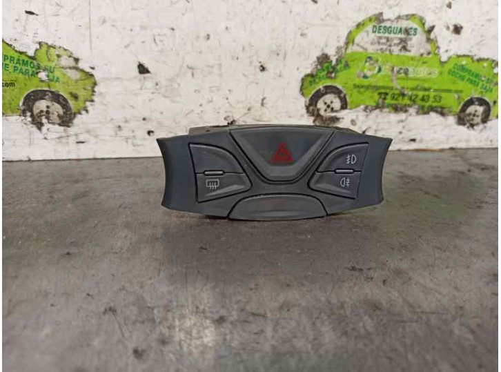 Recambio de warning para ford ka (ccu) 1.2 8v cat referencia OEM IAM 735475933  