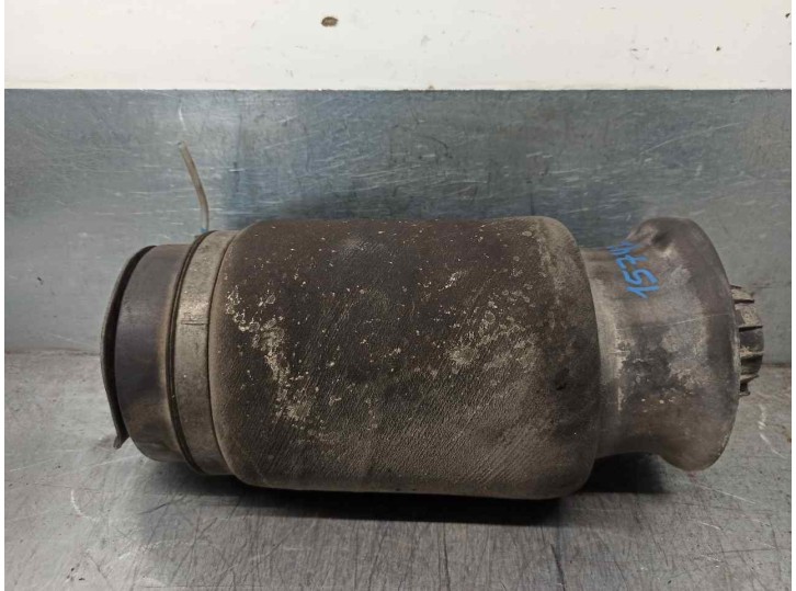 Recambio de amortiguador trasero izquierdo para mercedes-benz clase m (w164) 320 / 350 cdi (164.122) referencia OEM IAM A1643200