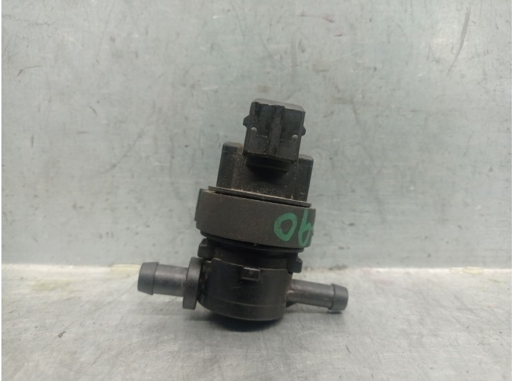 Recambio de valvula aire adicional para mercedes-benz clase e (w210) e 280 (210.063) referencia OEM IAM 0004701593 