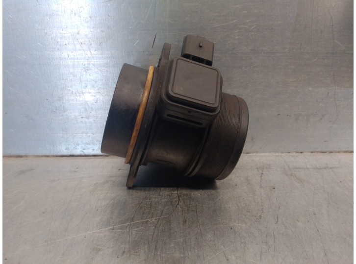 Recambio de caudalimetro para bmw serie 1 berlina (e81/e87) 2.0 16v diesel referencia OEM IAM 0010592 004015315 