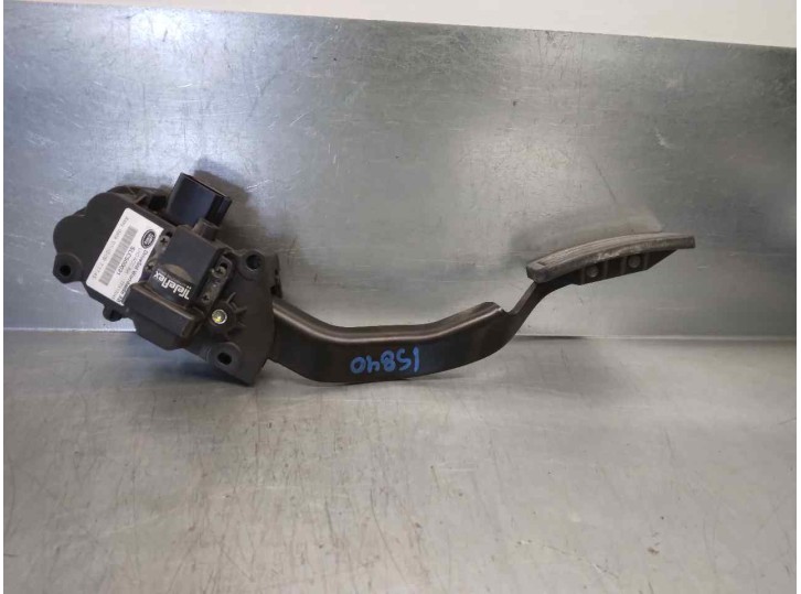 Recambio de potenciometro pedal para land rover discovery v6 td edition 60 yrs referencia OEM IAM SLC500021 3256110000 