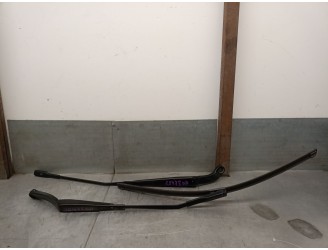 Recambio de brazo limpia delantero derecho para audi a3 sportback (8va, 8vf) 1.0 tfsi referencia OEM IAM 8V1955408C  8V1955407C