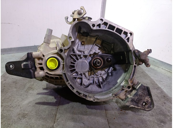Recambio de caja cambios para hyundai accent ii (lc) 1.3 referencia OEM IAM HX2073 4300022752 212281