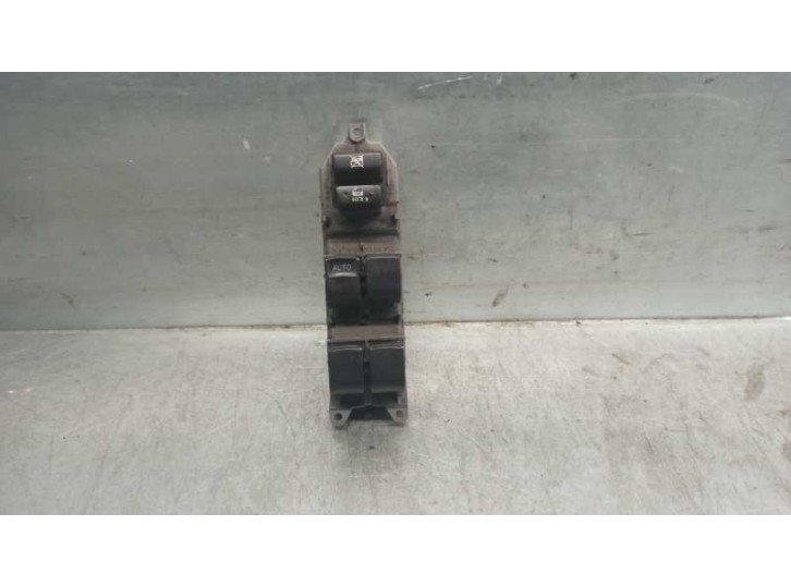 Replacement front left window switch for Toyota RAV 4 (a3) 2.2 turbodiesel cat OEM IAM reference 8352I68 
