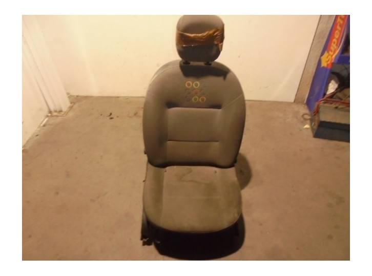 Recambio de asiento delantero derecho para renault twingo authentique referencia OEM IAM TELA GRIS 3 PUERTAS