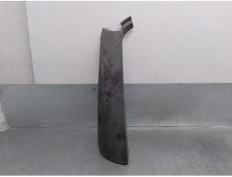 Recambio de molduras traseras para renault 5 (b/c40) 1.4 referencia OEM IAM 7700755868 IZQUIERDA 