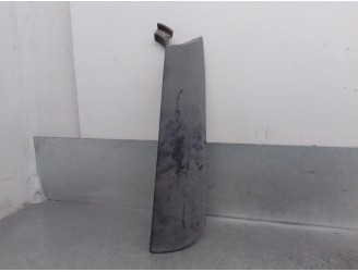 Recambio de molduras traseras para renault 5 (b/c40) 1.4 referencia OEM IAM 7700755869 