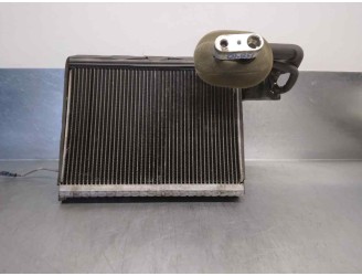 Recambio de evaporador aire acondicionado para land rover discovery v6 td edition 60 yrs referencia OEM IAM JQB500010 