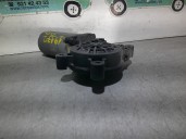 Replacement front right window regulator motor for Renault Clio II Phase I (B/CBO) 1.9 diesel OEM IAM reference 0130821691 2 PI
