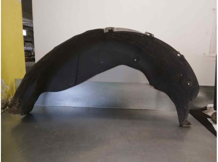 Recambio de paso rueda trasero izquierdo para land rover discovery v6 td edition 60 yrs referencia OEM IAM CLF500192 CESTA 30-A