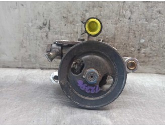 Replacement power steering pump for Hyundai Lantra Saloon (RD) 1.6 16V Cat OEM IAM reference 5711029101 YS9K25 YOUNG SHIN