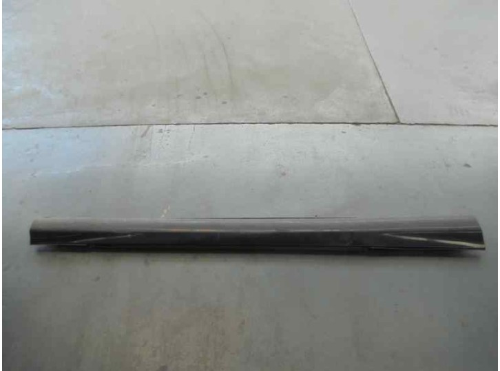 Recambio de spoiler talonera lateral derecha para mercedes-benz clase clk (w209) coupe 2.7 cdi 20v cat referencia OEM IAM 