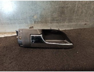 Recambio de maneta interior delantera izquierda para opel astra gtc 1.7 16v cdti referencia OEM IAM 138620 
