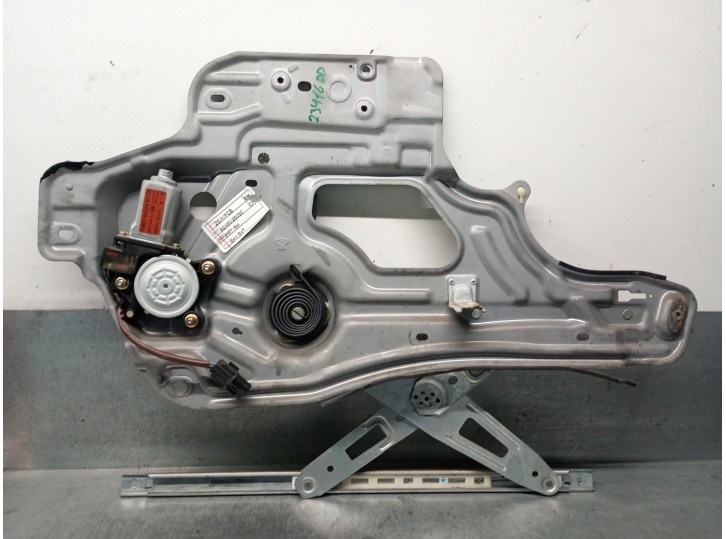 Recambio de elevalunas delantero derecho para hyundai santa fe (sm) 2.0 crdi cat referencia OEM IAM 8248026050 8240626000 