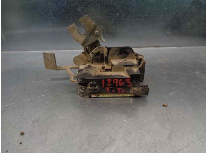 Replacement trunk / tailgate lock for Fiat Ducato closed box (from 03.94) 1.9 turbodiesel OEM IAM reference 