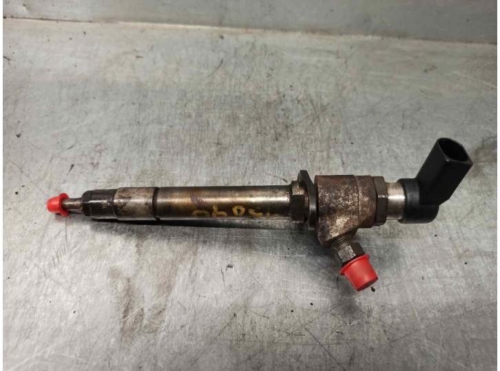 Recambio de inyector para land rover discovery v6 td edition 60 yrs referencia OEM IAM 7H2Q9K546CB 