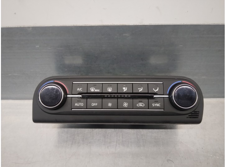 Recambio de mando climatizador para kia xceed 1.4 tgdi cat referencia OEM IAM 97250J7201 