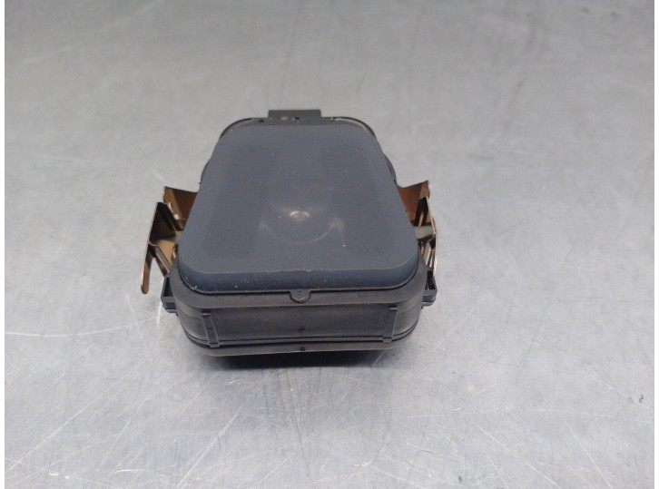 Recambio de sensor lluvia para land rover range rover velar 2.0 diesel cat referencia OEM IAM CPLA17D547AN 