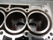 Recambio de bloque para dacia dokker 1.6 sce cat referencia OEM IAM H4MD740 R089526 8201605116