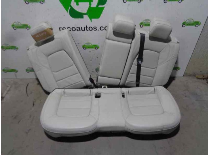 Recambio de asientos traseros para mazda cx-5 2.5 cat referencia OEM IAM CUERO CASI BLANCO 5 PUERTAS
